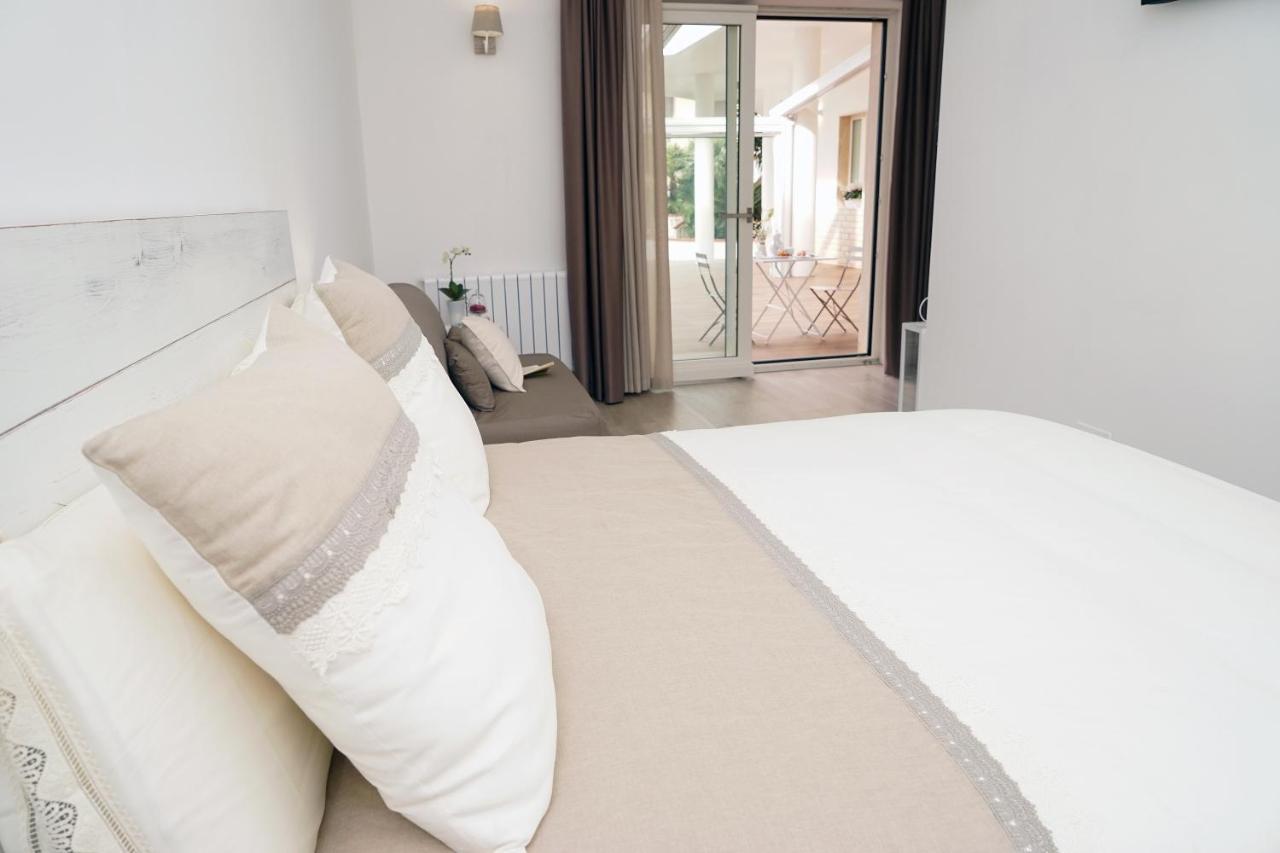 Femily B&B Bed And Breakfast Di Puglia In - Bari Grumo Appula Exteriör bild
